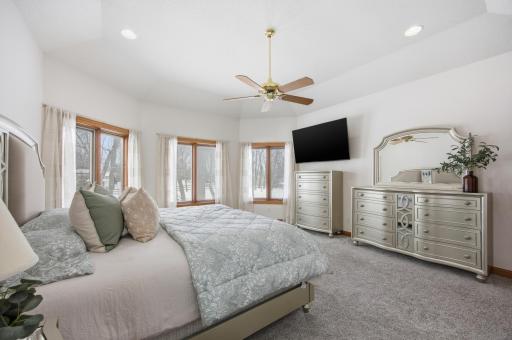106 50th Avenue E, West Fargo, ND 58078