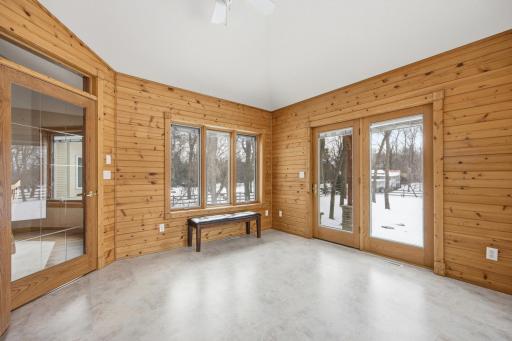 106 50th Avenue E, West Fargo, ND 58078