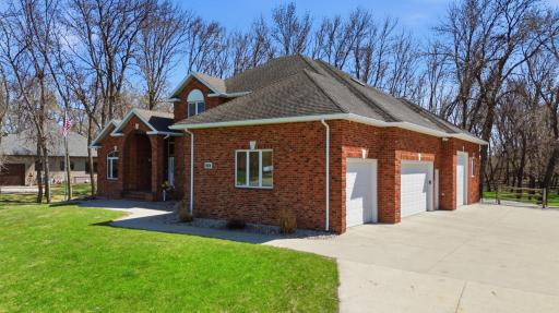 106 50th Avenue E, West Fargo, ND 58078