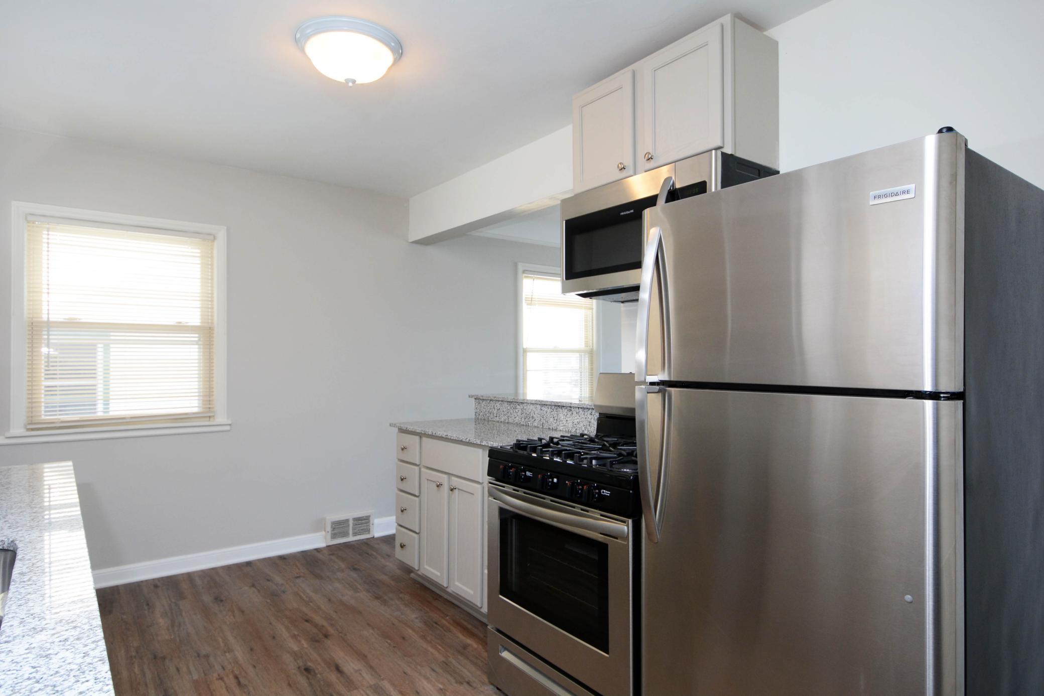5820 Nicollet Ave So 009.jpg