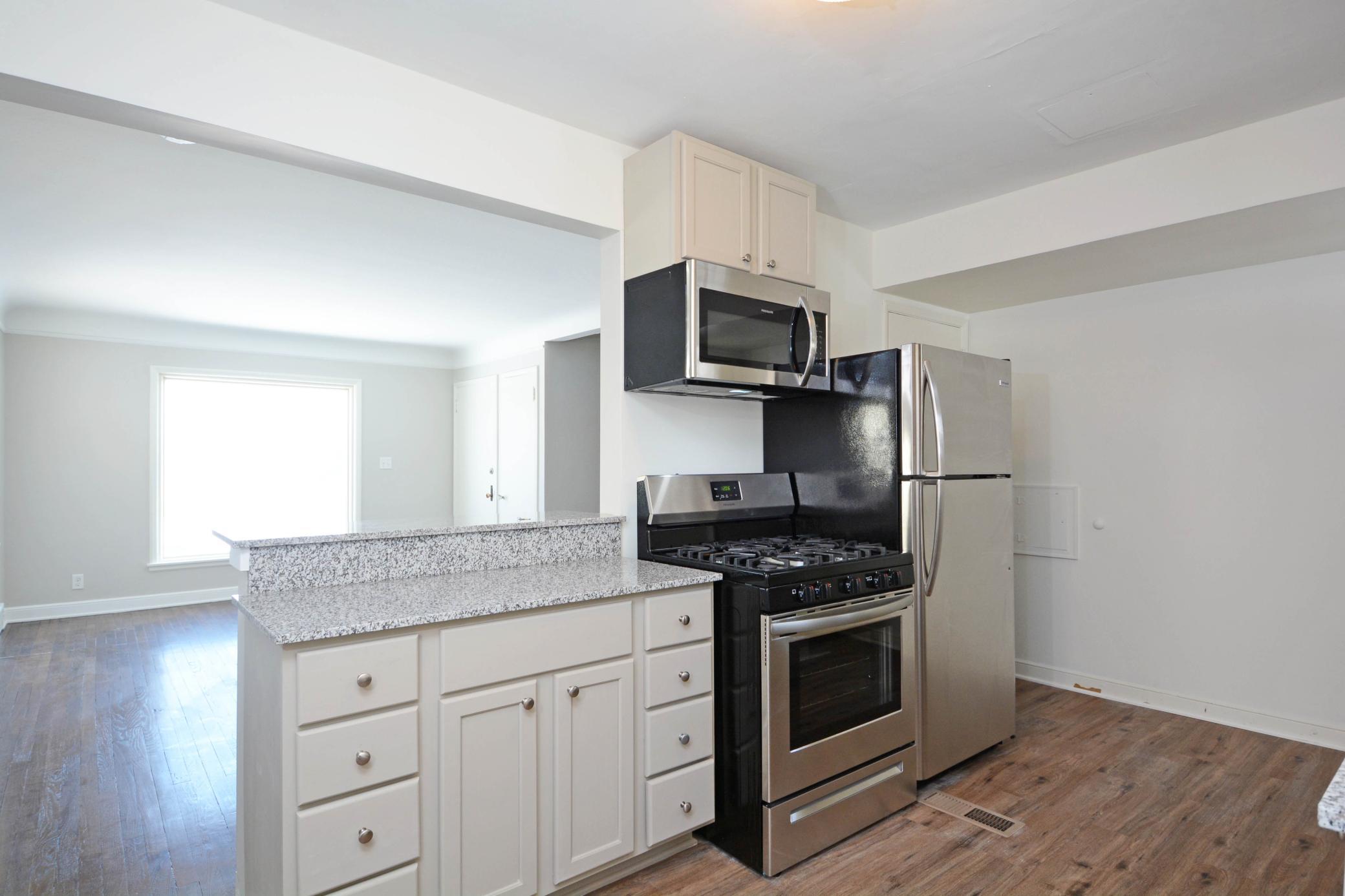 5820 Nicollet Ave So 007.jpg