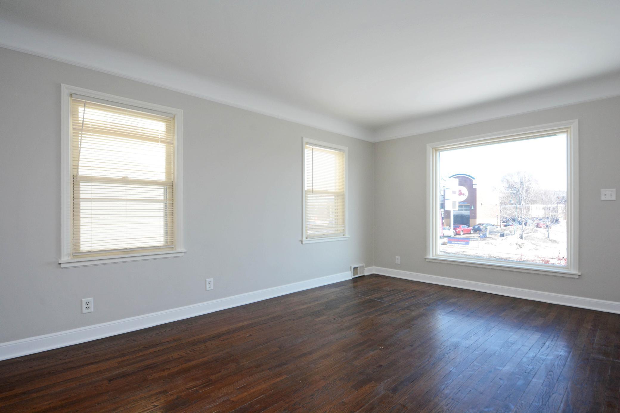 5820 Nicollet Ave So 011.jpg