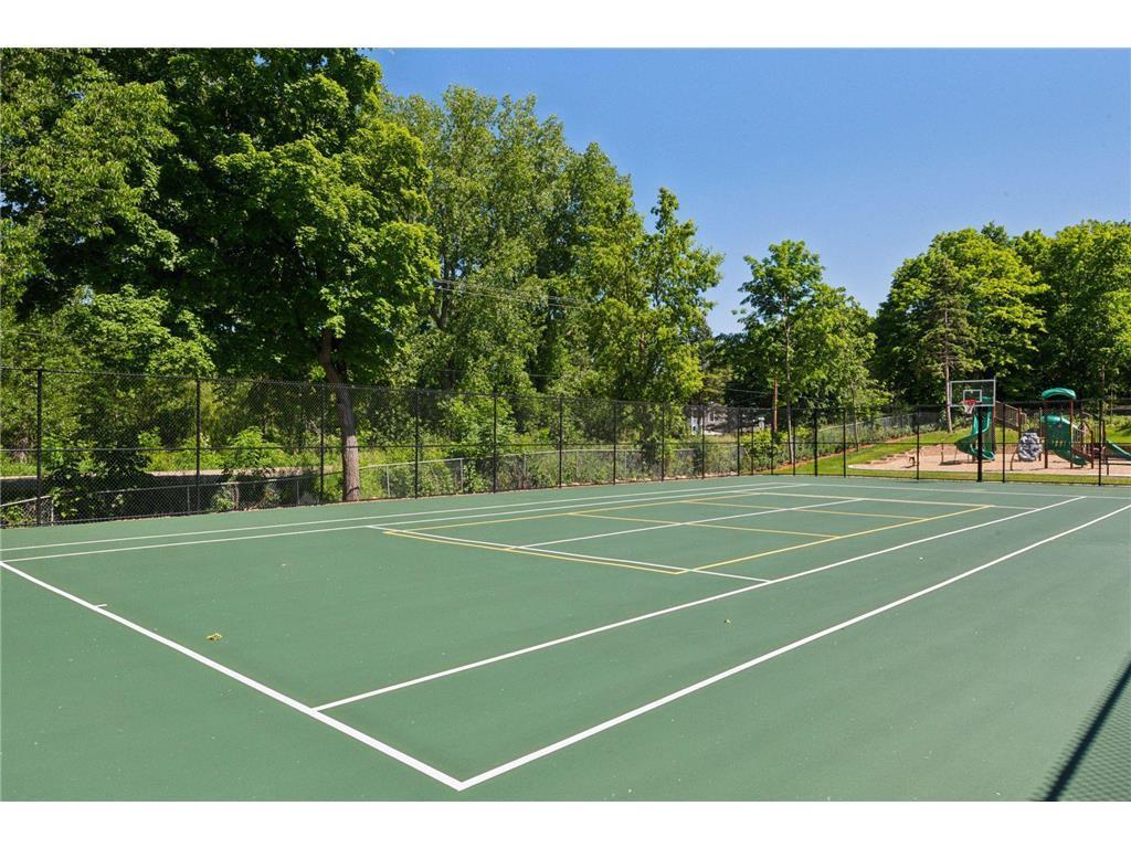 CIty maintained Tennis Courts