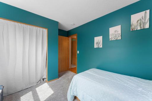 3930 Vera Cruz Avenue N, Minneapolis, MN 55422