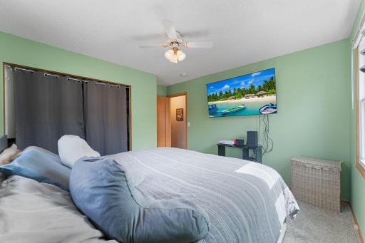 3930 Vera Cruz Avenue N, Minneapolis, MN 55422