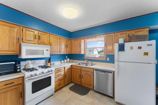 3930 Vera Cruz Avenue N, Minneapolis, MN 55422