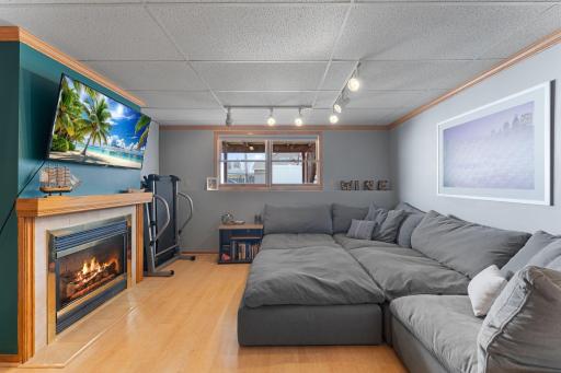3930 Vera Cruz Avenue N, Minneapolis, MN 55422