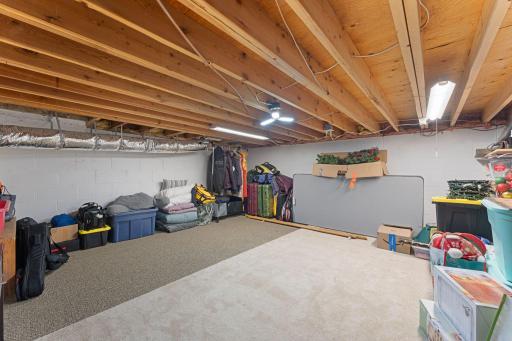 3930 Vera Cruz Avenue N, Minneapolis, MN 55422