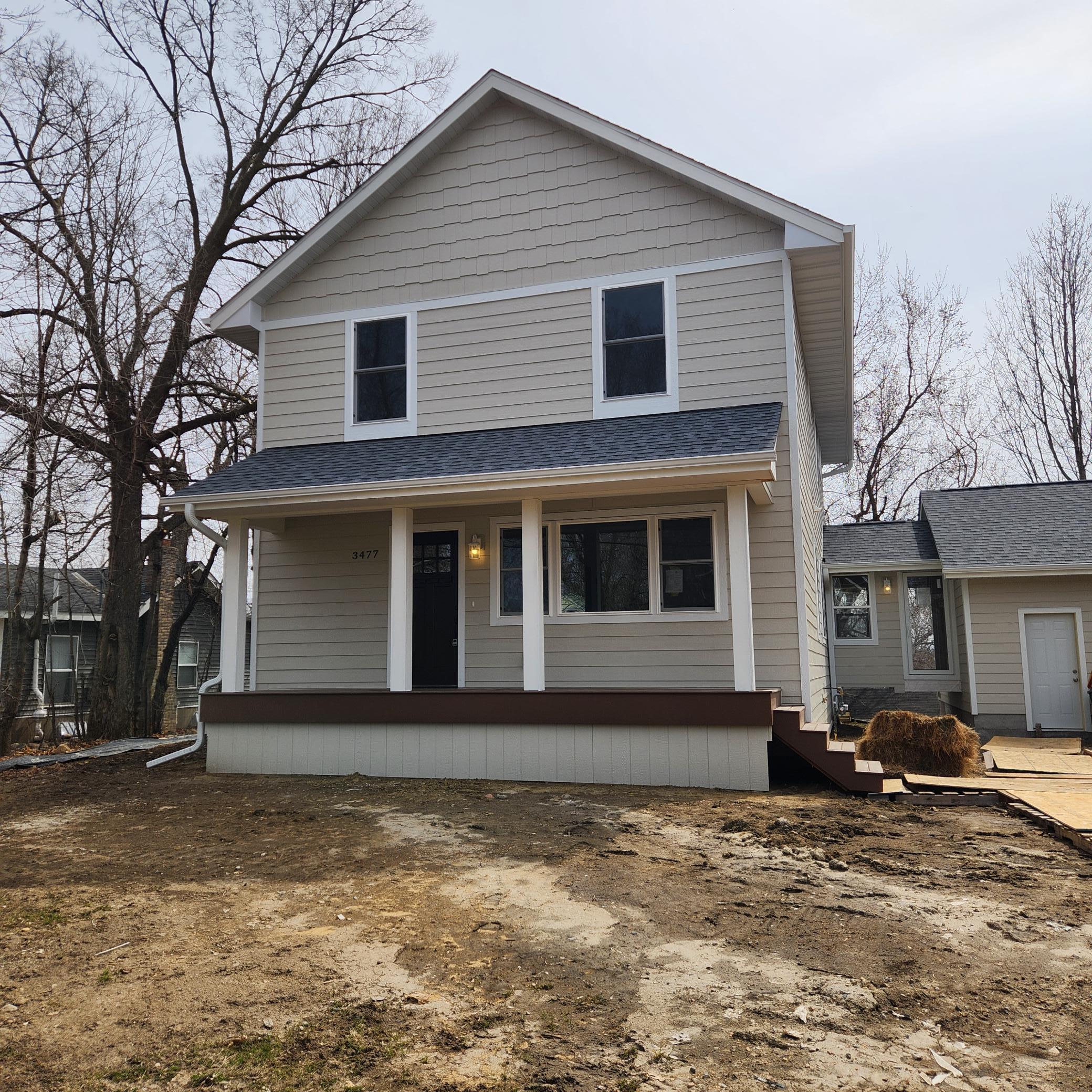 3477 ext photo 2.jpg