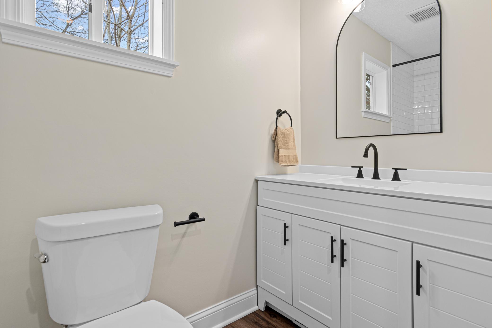 Main floor full bath