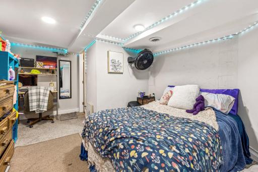 5433 Penn Avenue South - Spacecrafting - 0020.jpg
