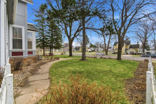 125 E 2nd Street, Blue Earth, MN 56013