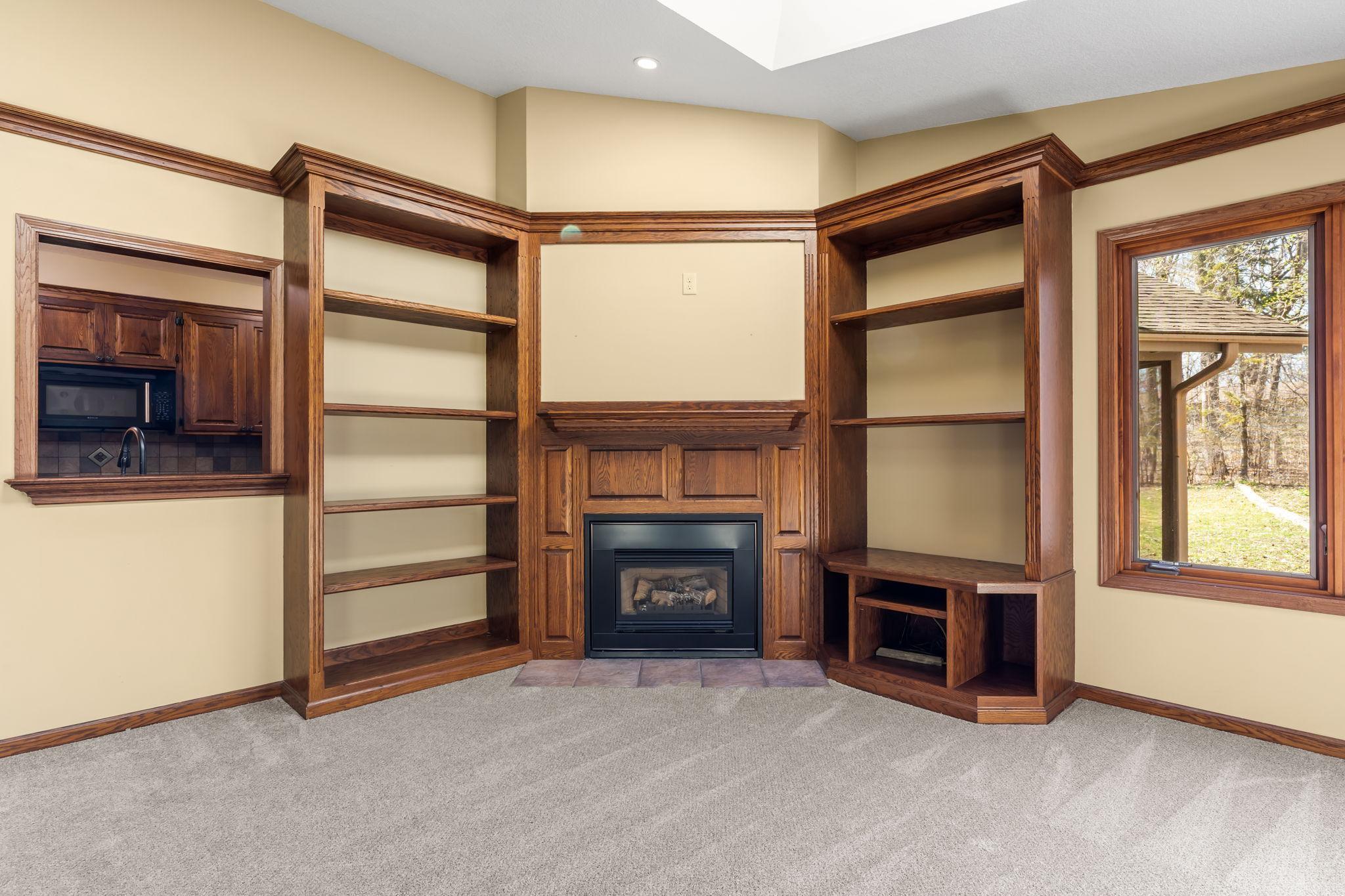 39-web-or-mls-6180 Chaska Rd_057.jpg