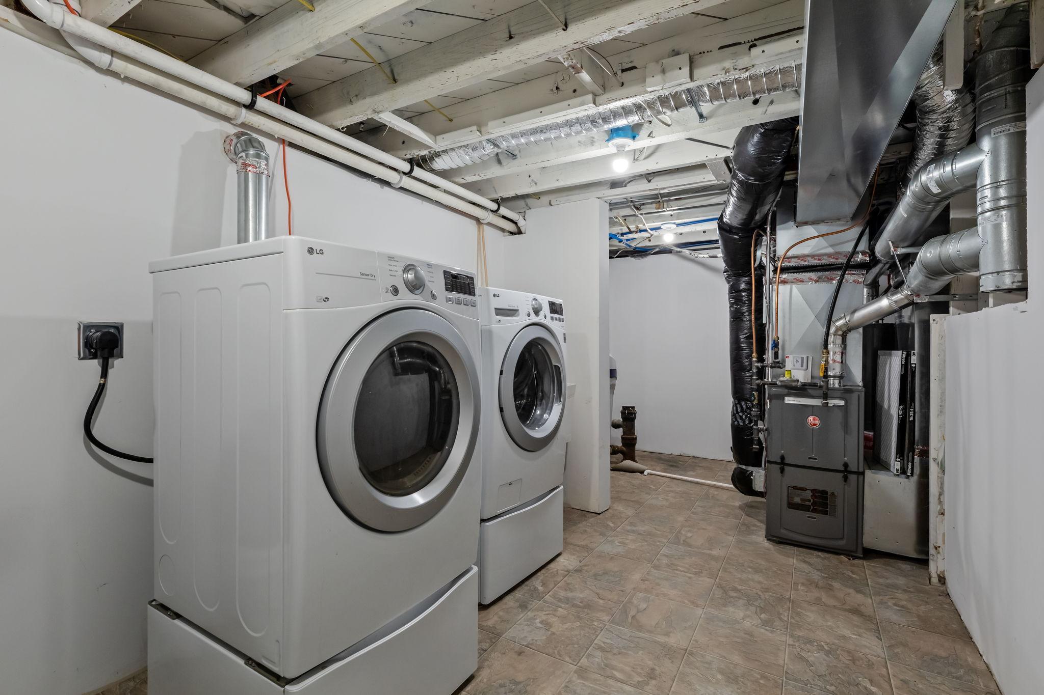 59-web-or-mls-6180 Chaska Rd_115.jpg