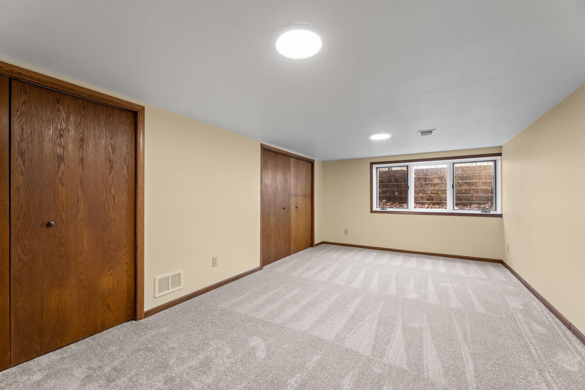 57-web-or-mls-6180 Chaska Rd_111.jpg