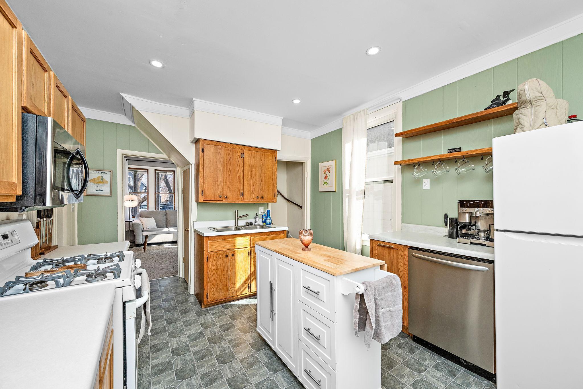 970 Geranium Ave E, Saint Paul, MN 55106-Boulevard-7.jpg