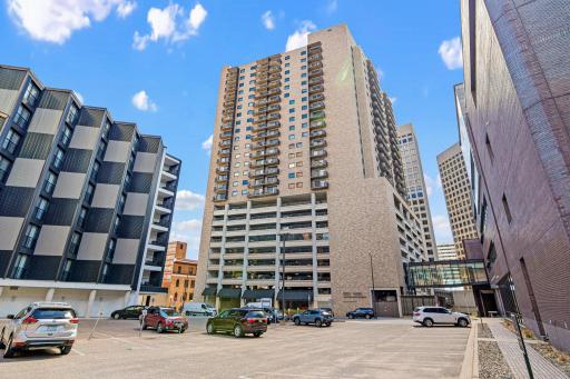 66 9th Street E, 1613, Saint Paul, MN 55101