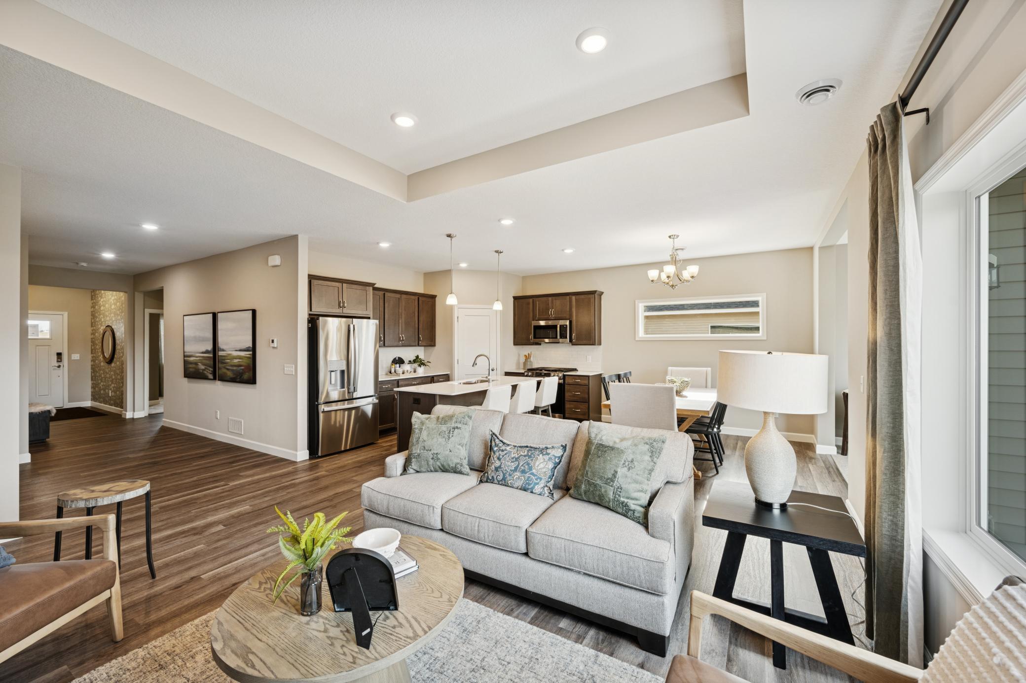 9. Living Room 3.jpg