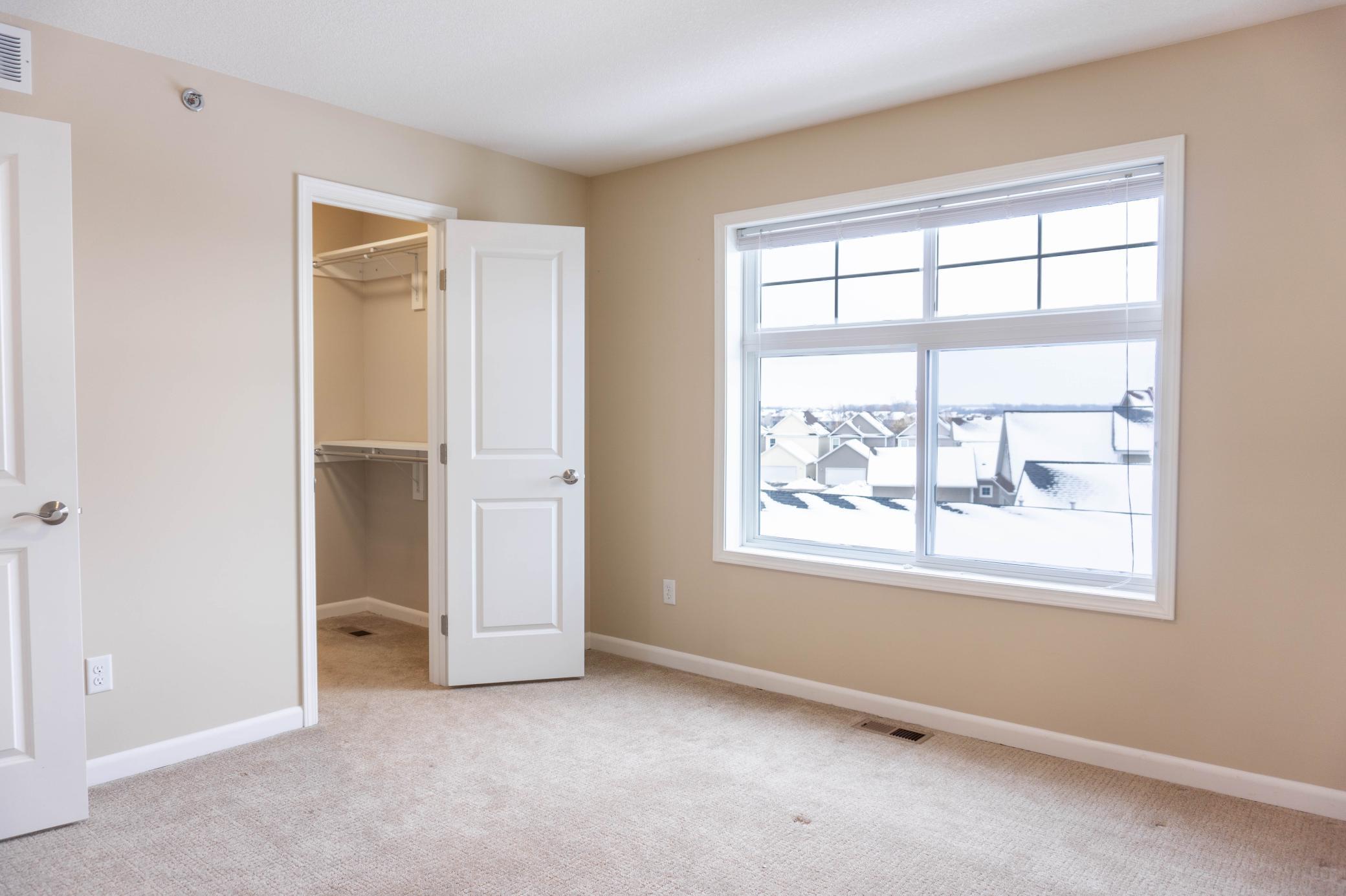 21 - 2nd Bedroom Has Walk In Closet