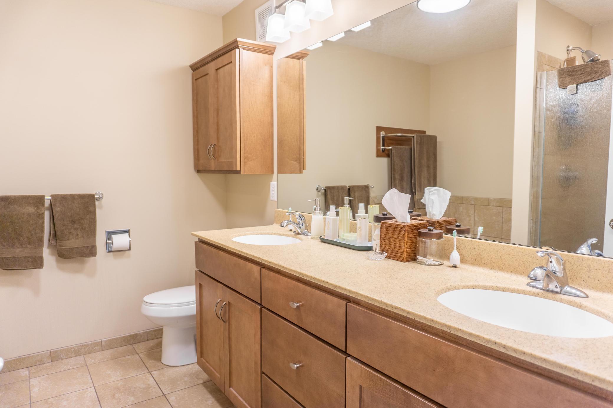 22 - Large Upstairs Bathroom with Double Vanity