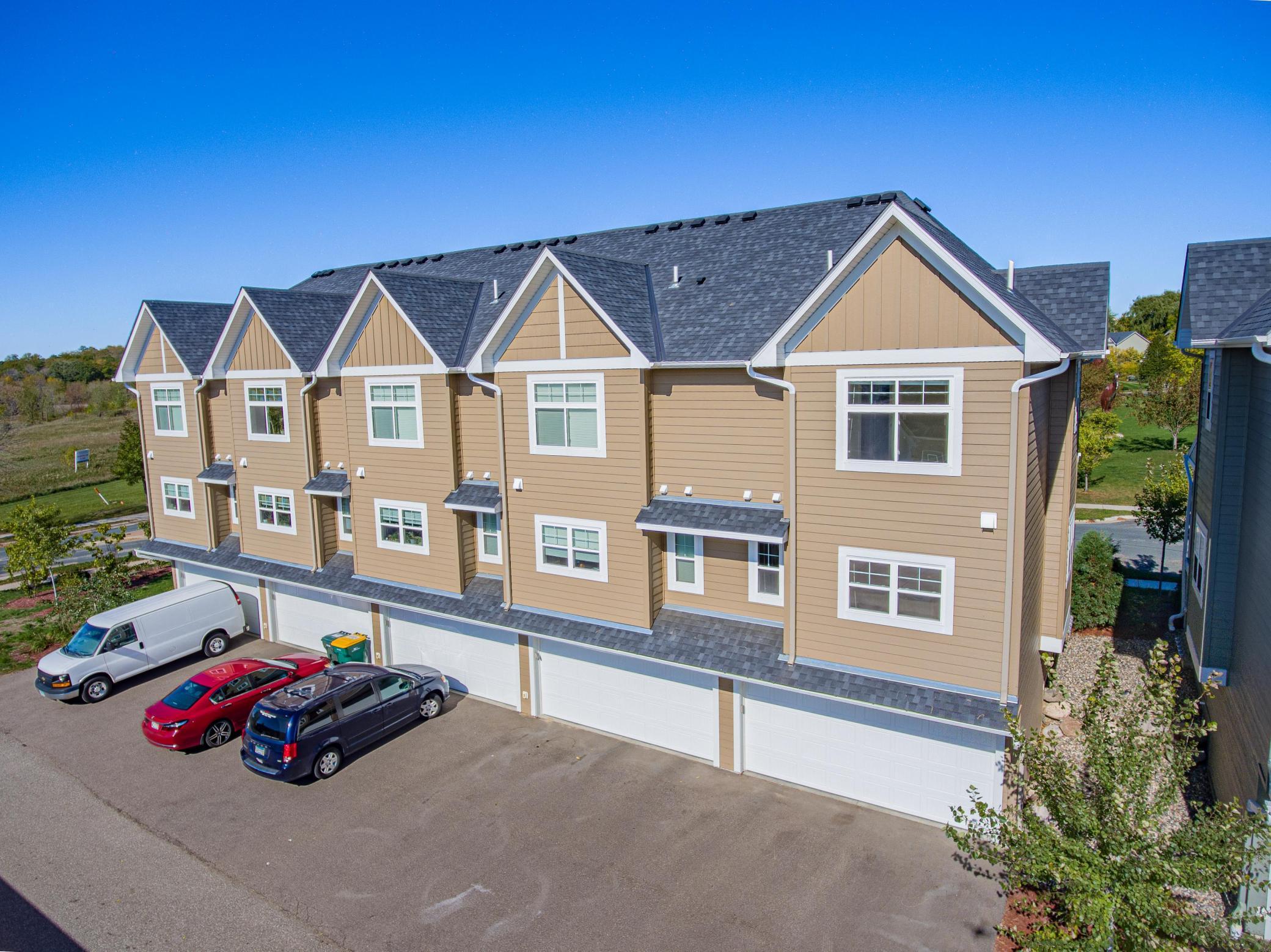 32 - Large Driveways!