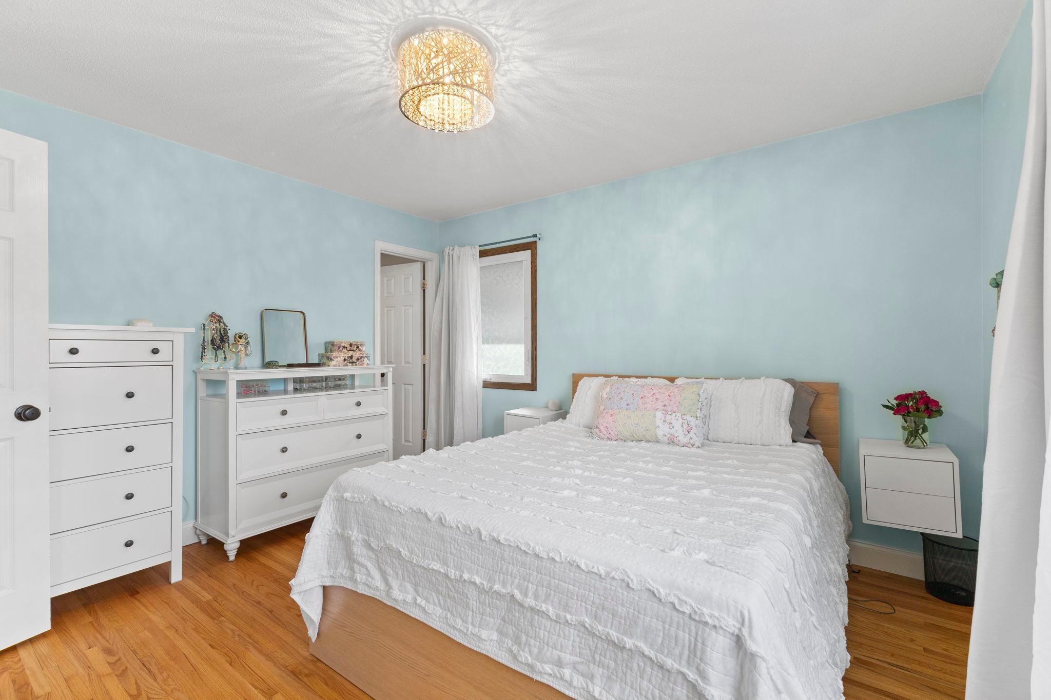 Vivid Spaces_4409 W 98th St_22.jpg