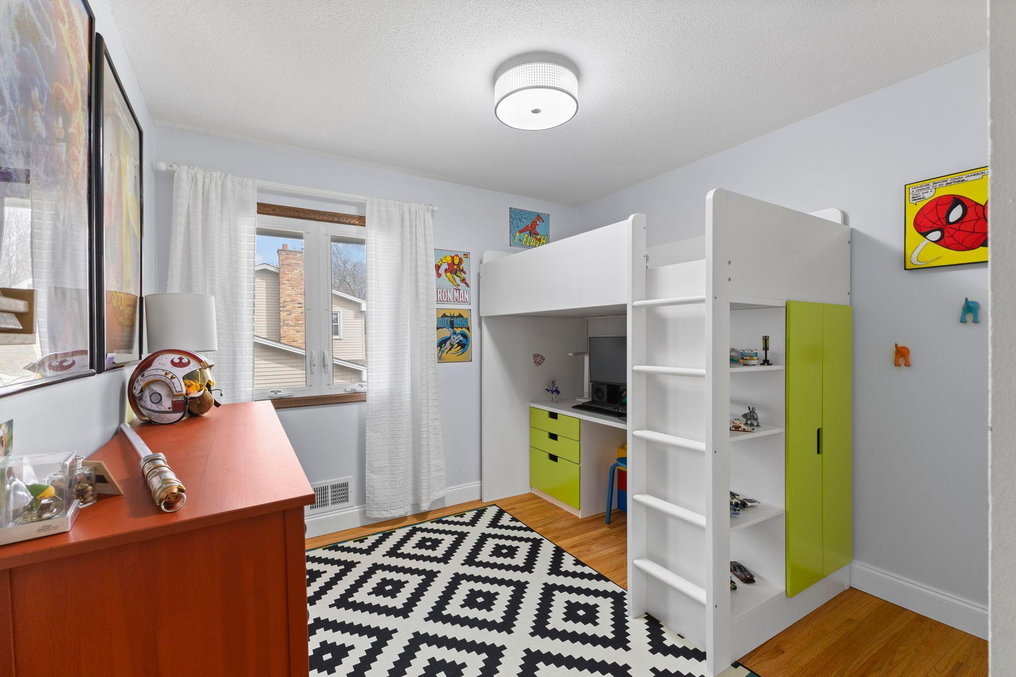 Vivid Spaces_4409 W 98th St_27.jpg