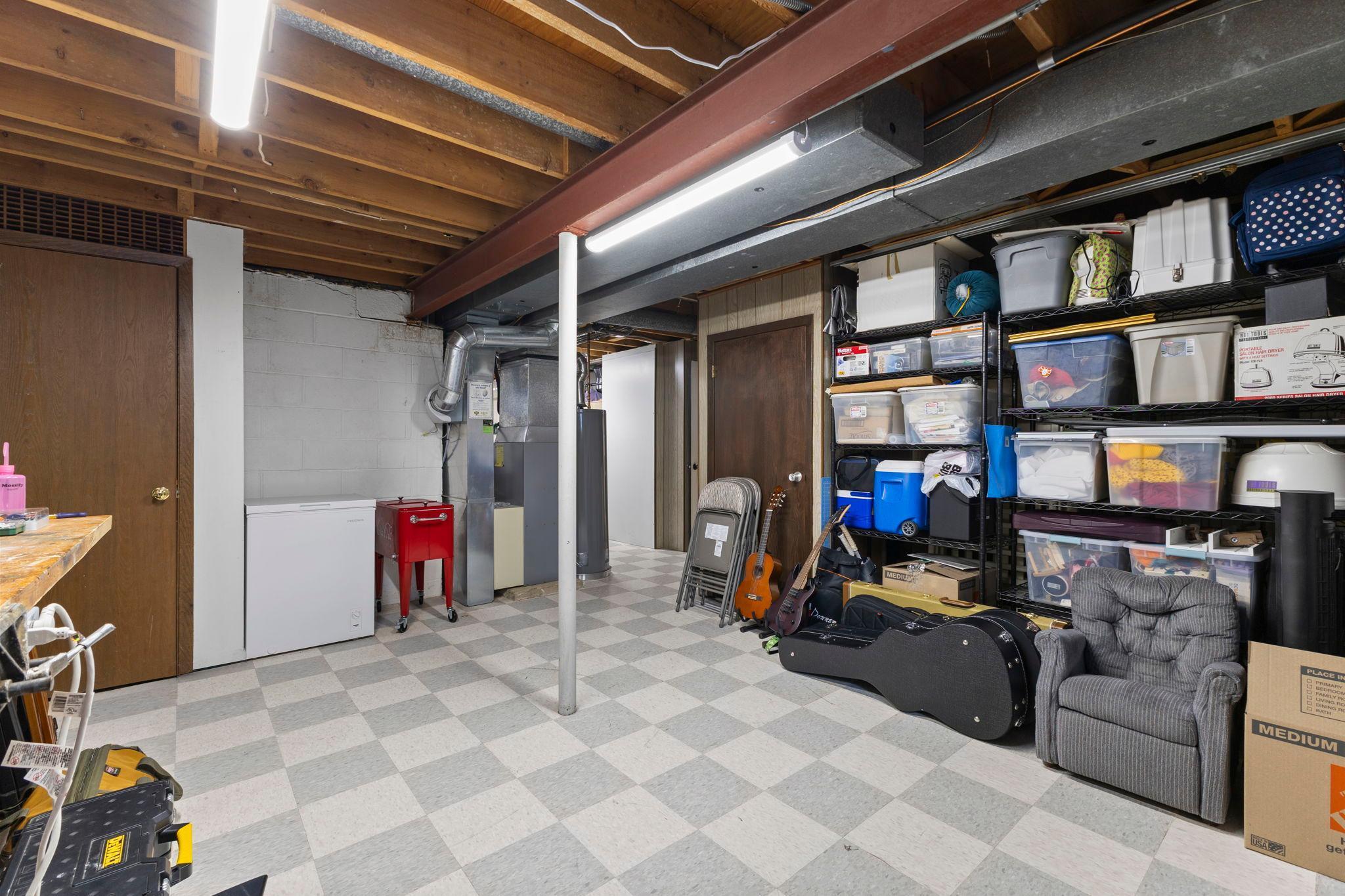 Vivid Spaces_4409 W 98th St_32.jpg