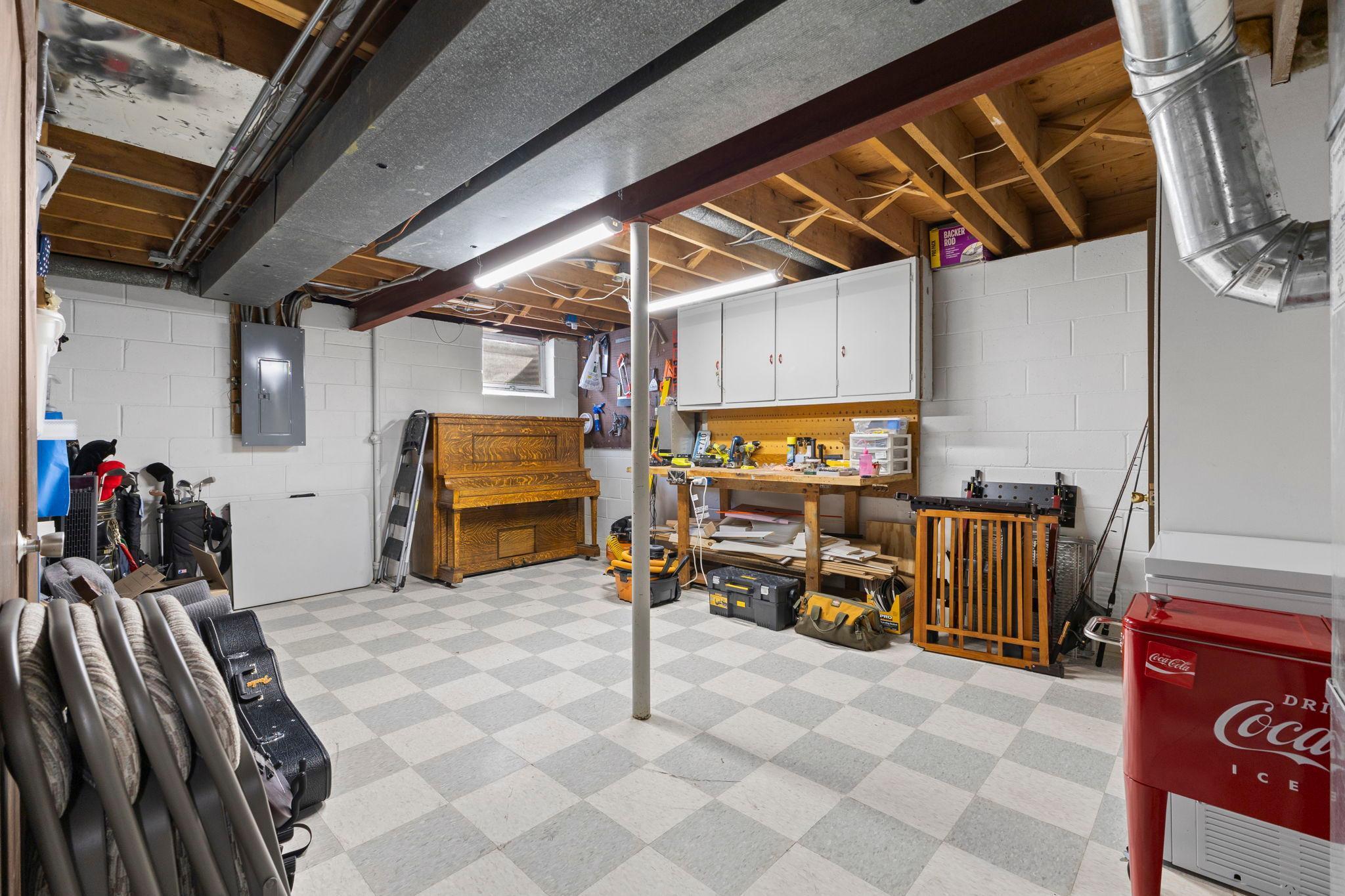 Vivid Spaces_4409 W 98th St_31.jpg