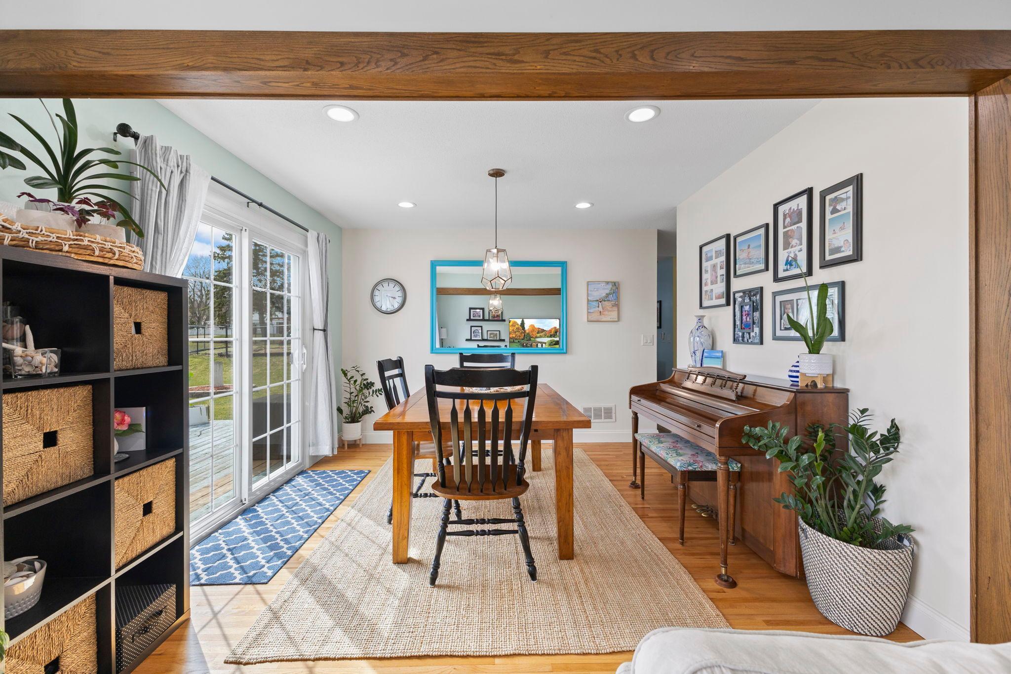 Vivid Spaces_4409 W 98th St_14.jpg