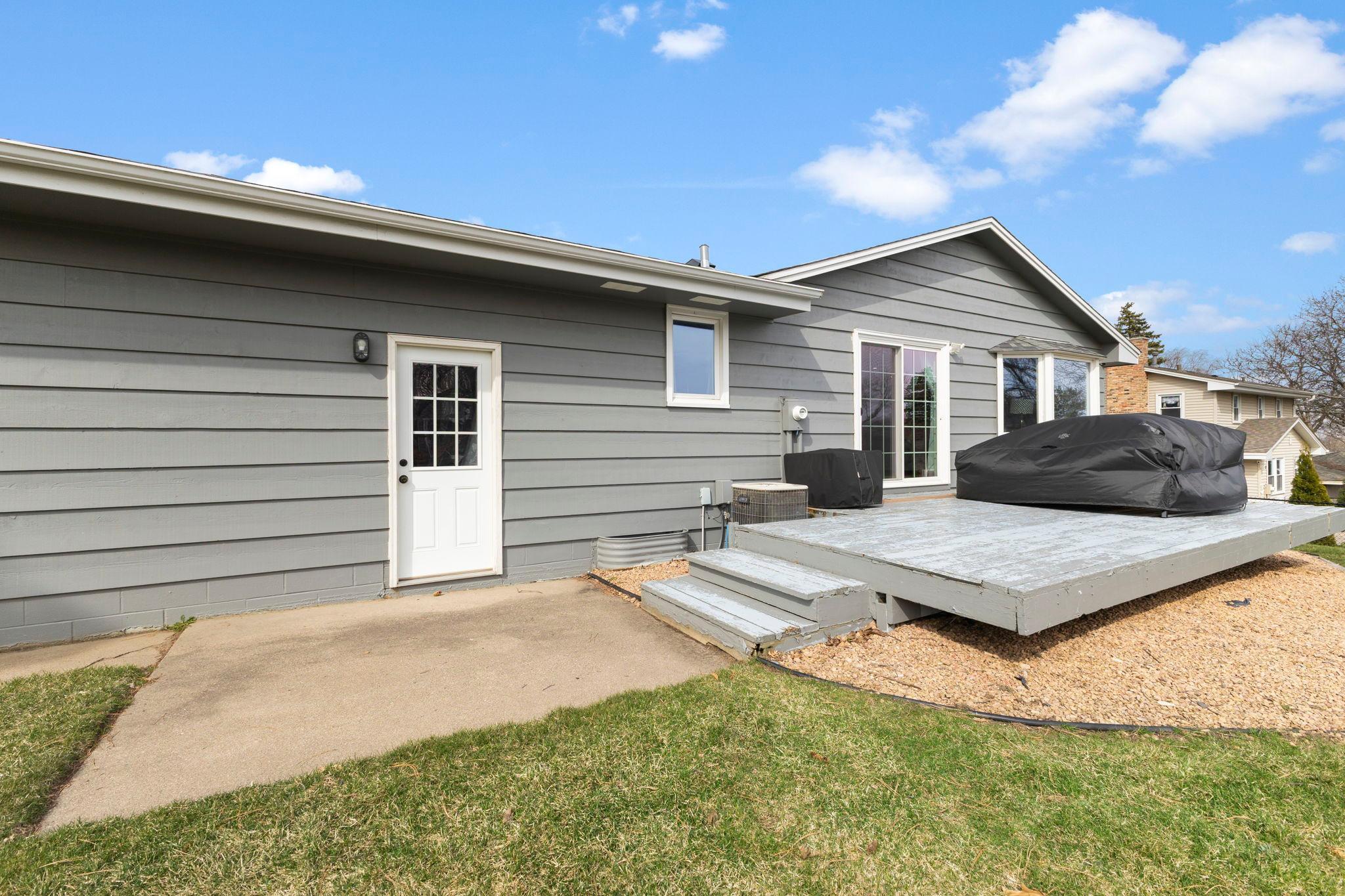 Vivid Spaces_4409 W 98th St_37.jpg