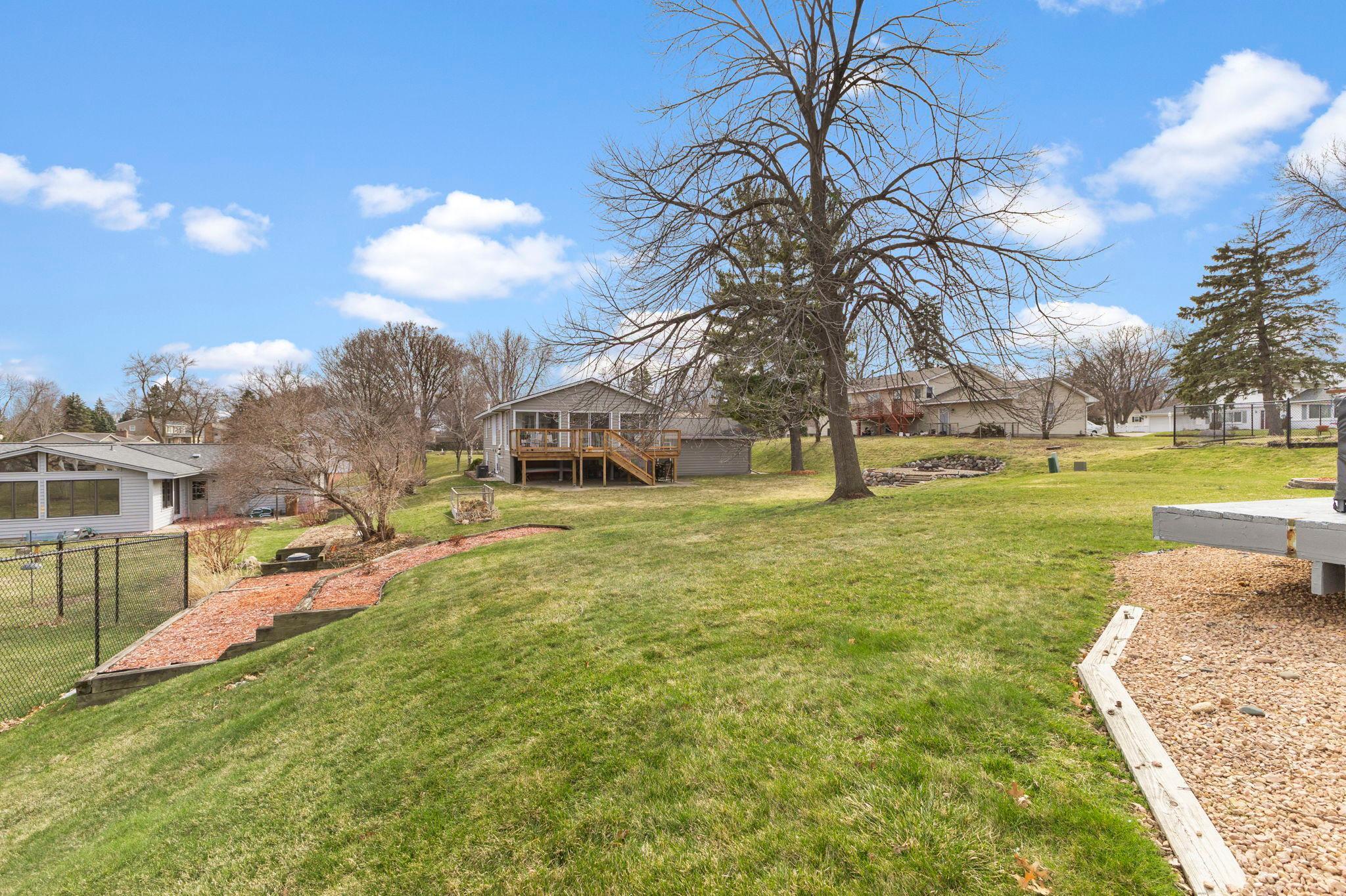 Vivid Spaces_4409 W 98th St_39.jpg