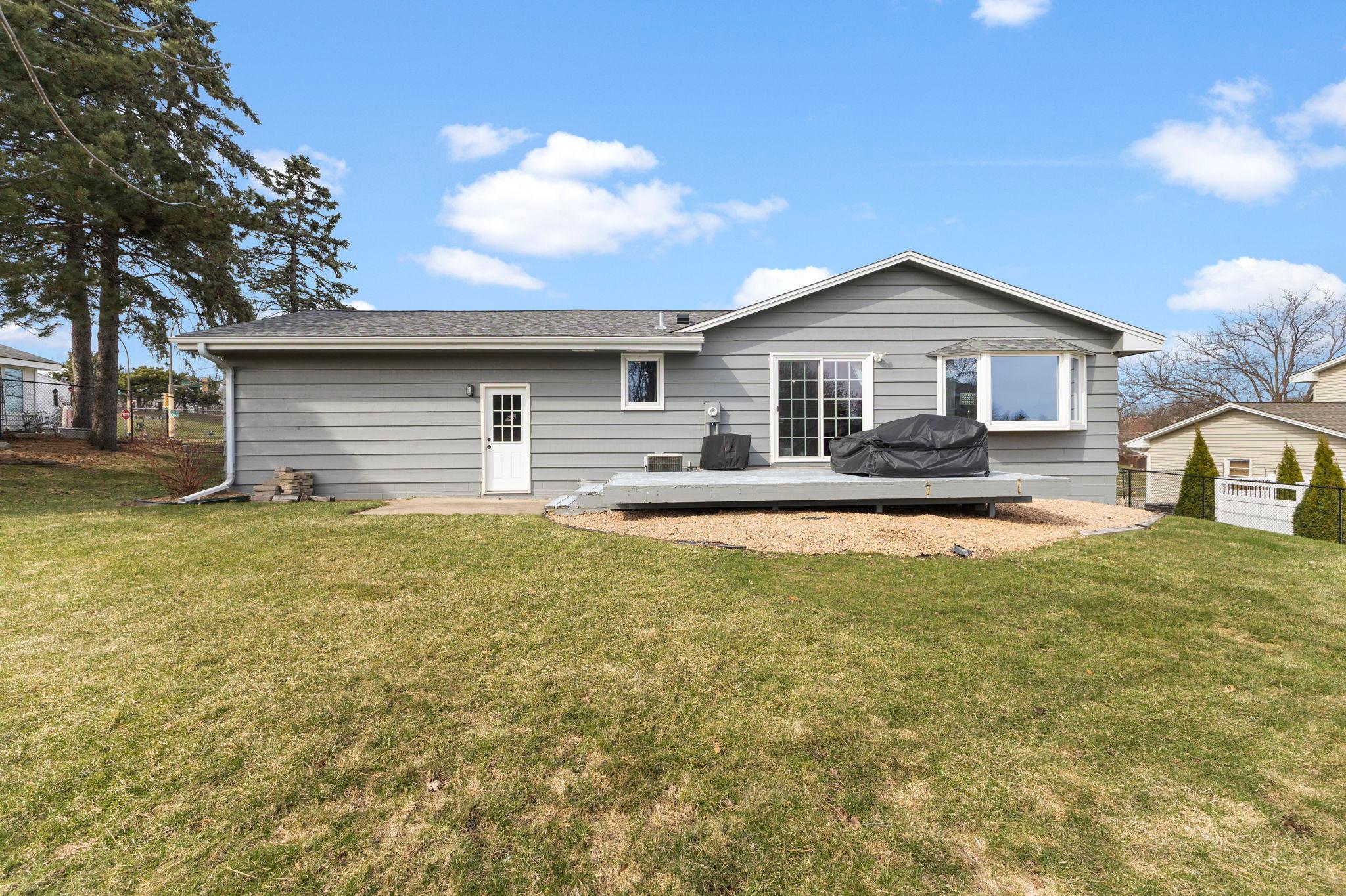 Vivid Spaces_4409 W 98th St_41.jpg