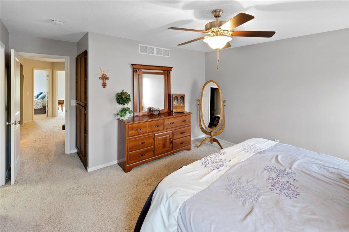 A Relaxing Bedroom Retreat with Classic Finishes and Ample Space