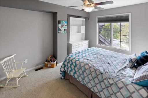 The 2nd Bedroom: A Bright and Cozy Bedroom Retreat with Peaceful Neighborhood Views