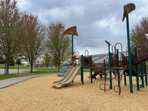 Looking for a home near parks and play areas in Blaine? This community playground is part of The Lakes lifestyle, offering open space, fresh air, and everyday convenience just minutes from your front door.