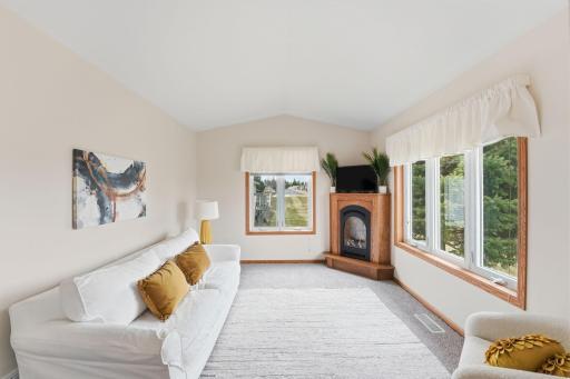 917 Anderson Way Alexandria, MN 56308 Great sunroom or a perfect den or office, gas fireplace will feel good on these cooler spring days!