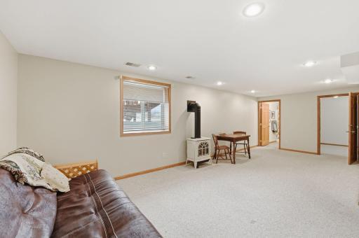 917 Anderson Way Alexandria, MN 56308 Big area for entertainment and or crafts, sewing room and more.