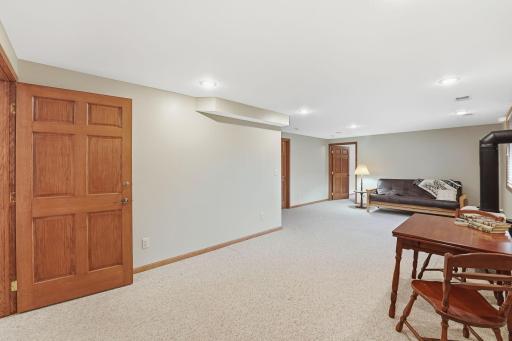 917 Anderson Way Alexandria, MN 56308 Note the 6 panel doors continue through this level as well. Nice space to spread out.