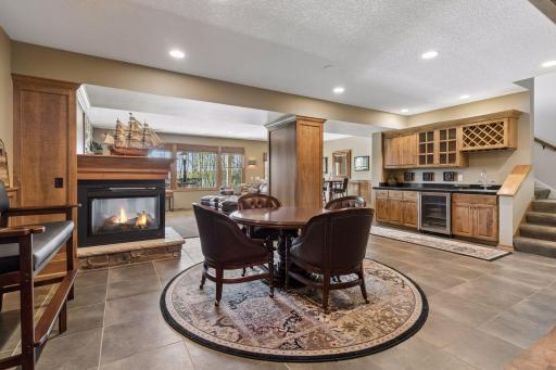 1750 Lucy Ridge Court, Chanhassen, MN 55317