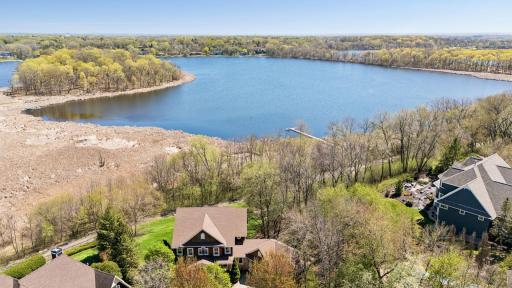 1750 Lucy Ridge Court, Chanhassen, MN 55317