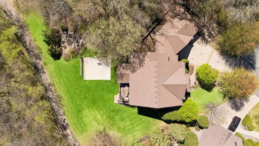 1750 Lucy Ridge Court, Chanhassen, MN 55317