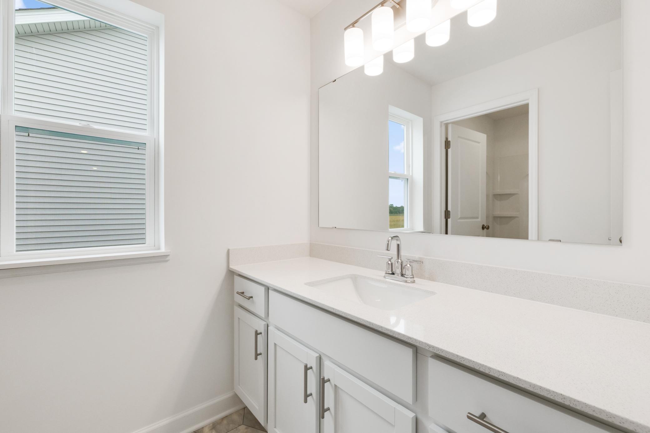 (Photo of a similar home, actual finishes may vary!)