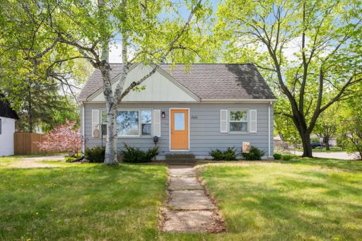 7025 47th Avenue N, Minneapolis, MN 55428