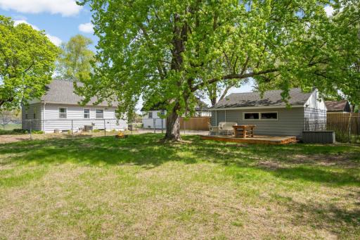 7025 47th Avenue N, Minneapolis, MN 55428