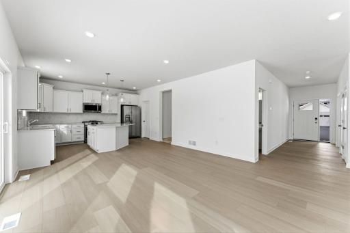 7534 Upper 42nd Street N, Oakdale, MN 55128