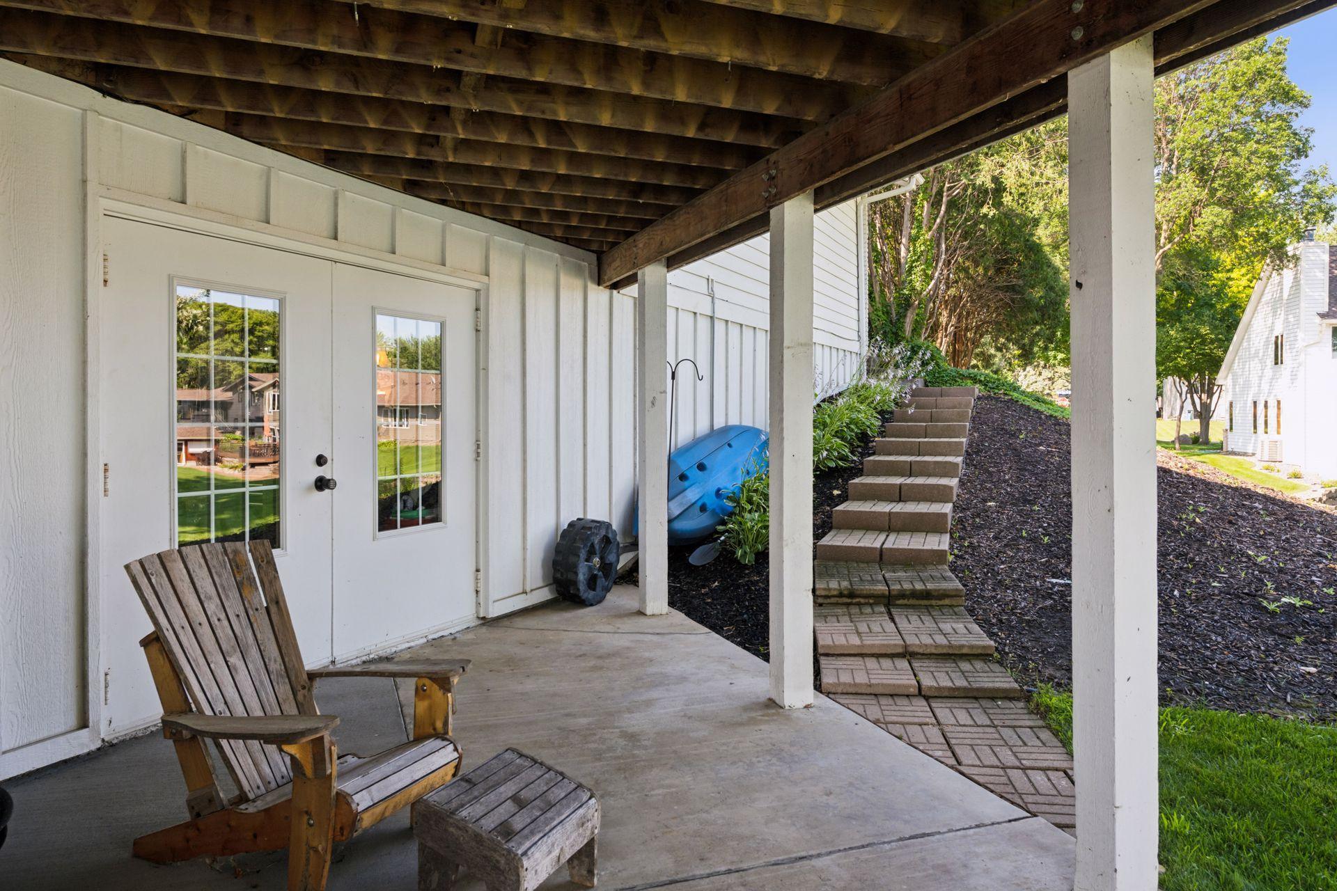 Work Shop - double doors