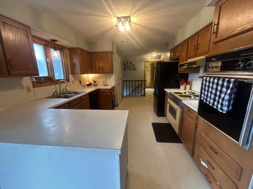 303 N Clark Street, Ceylon, MN 56121