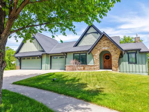 4070 Cameo Place NE, Rochester, MN 55906