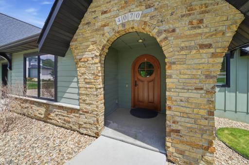 4070 Cameo Place NE, Rochester, MN 55906